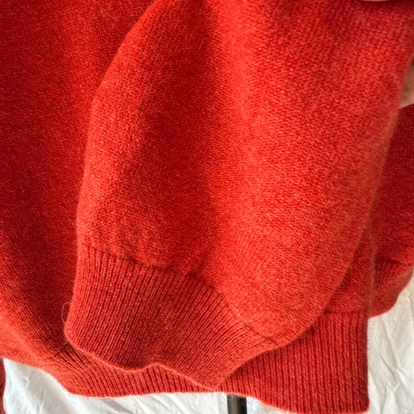 Gorgeous Deep Orange Cashmere V-Neck, Men’s XL. - Picture 5 of 8
